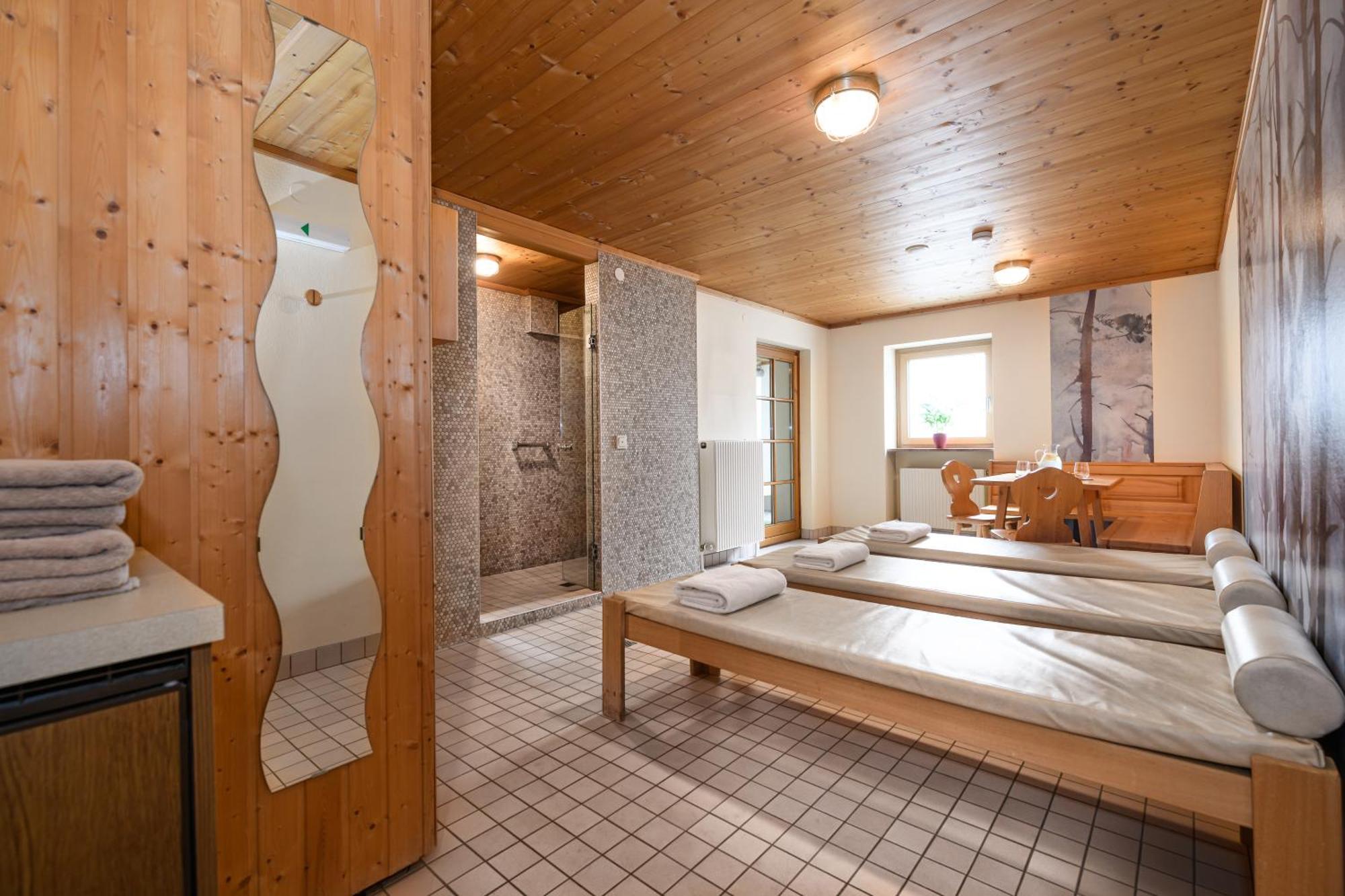 Ferienhaus Birgit - Inklusive Eintritt Alpentherme Bad Hofgastein Exterior photo